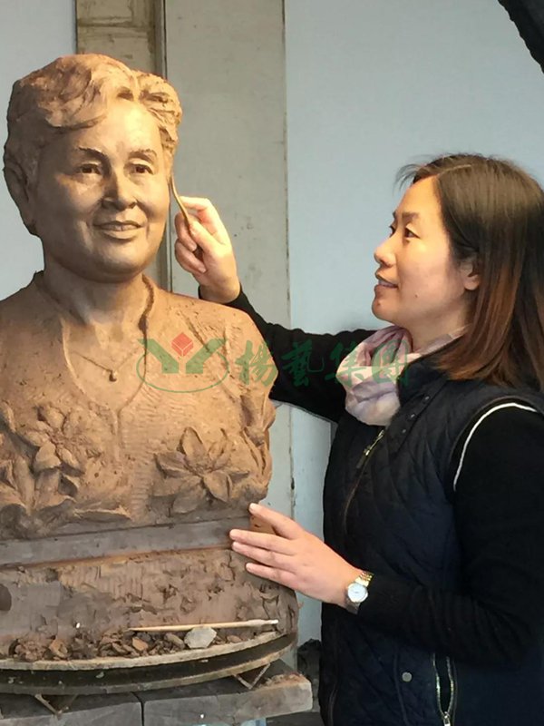 亿万先生新作—胡惠珍（内附雕塑家创作手记）