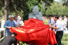 赵树理：中国现代文学史上的璀璨星辰